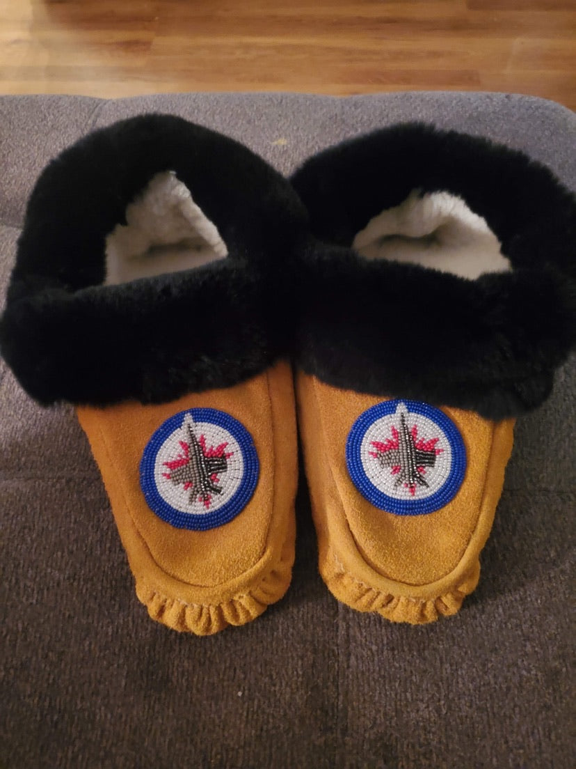 Slippers Jets Design